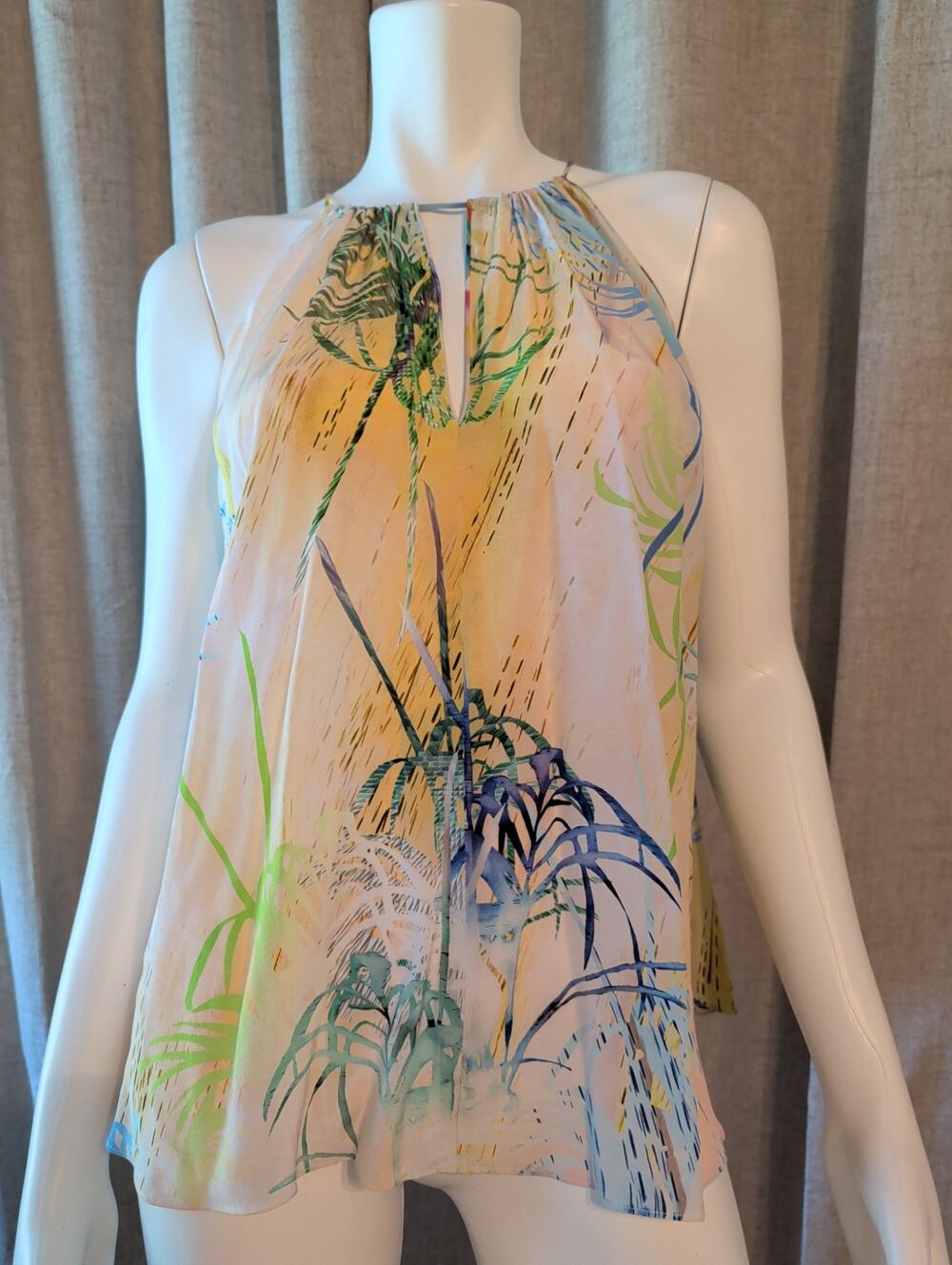 Robert Graham Silk Halter Top Sleeveless Keyhole Neck Back Tie Beads Sze XS Boho